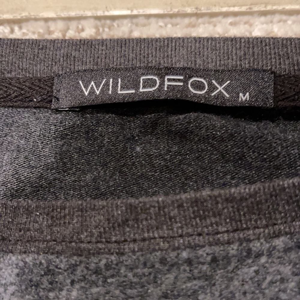 wildfox long sleeve - Picture 3 of 3
